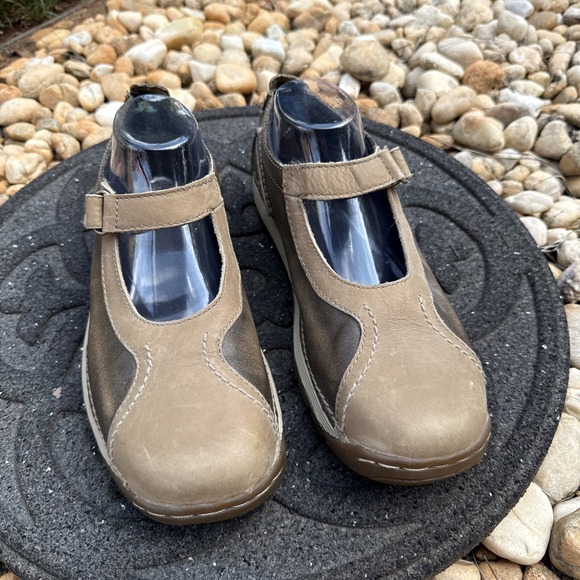 Dr. Martens Women Size 9 Brown/Light Brown Leather  Mary Jane‎ Casual 2B29 - Picture 2 of 6